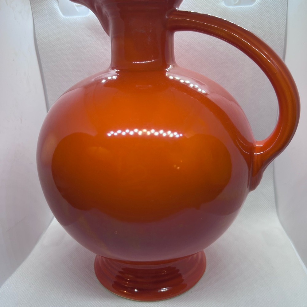 Vintage radioactive red Fiestaware Carafe 1940s rare piece no cork lid